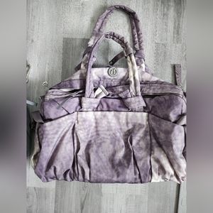 Lululemon duffle bag